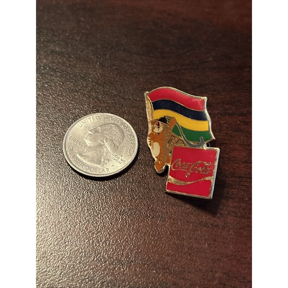 Vintage 1988‎ Seoul Olympics Coca Cola Hodori Tiger Mauritius Flag Lapel Pin